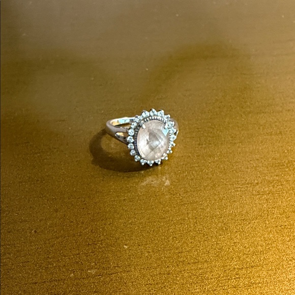 Jewelry - Elegant Silver and Gold Women's Ring
